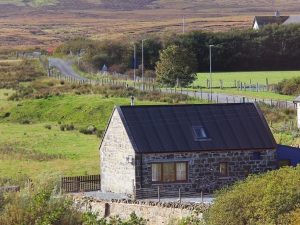 How Wallpapers Enhance the Charm of Scottish Highlands Farm Stays